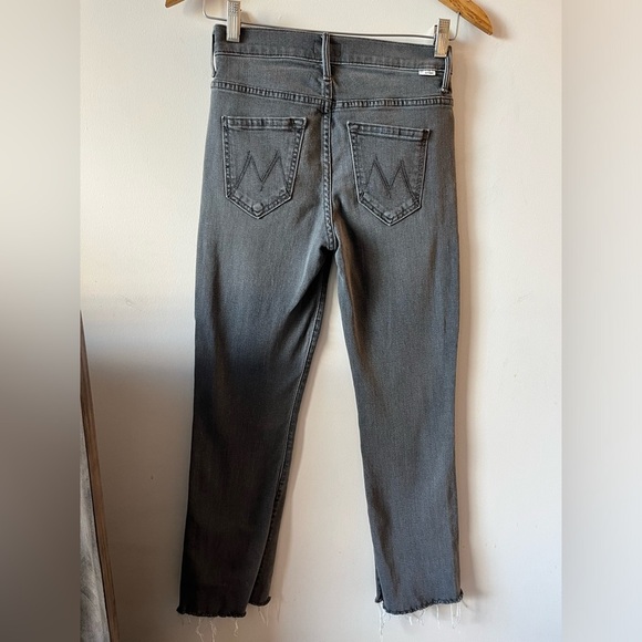 MOTHER The Insider Crop Fray In “To the Moon and Back” Gray Jeans Size 25 - Picture 2 of 16